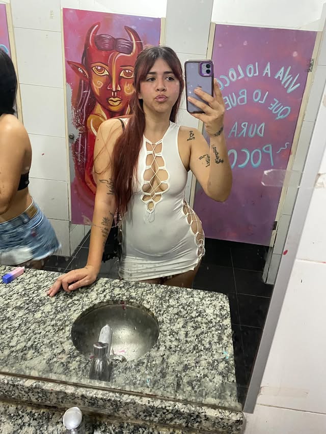 Sexy Vestidos 700K tweet media