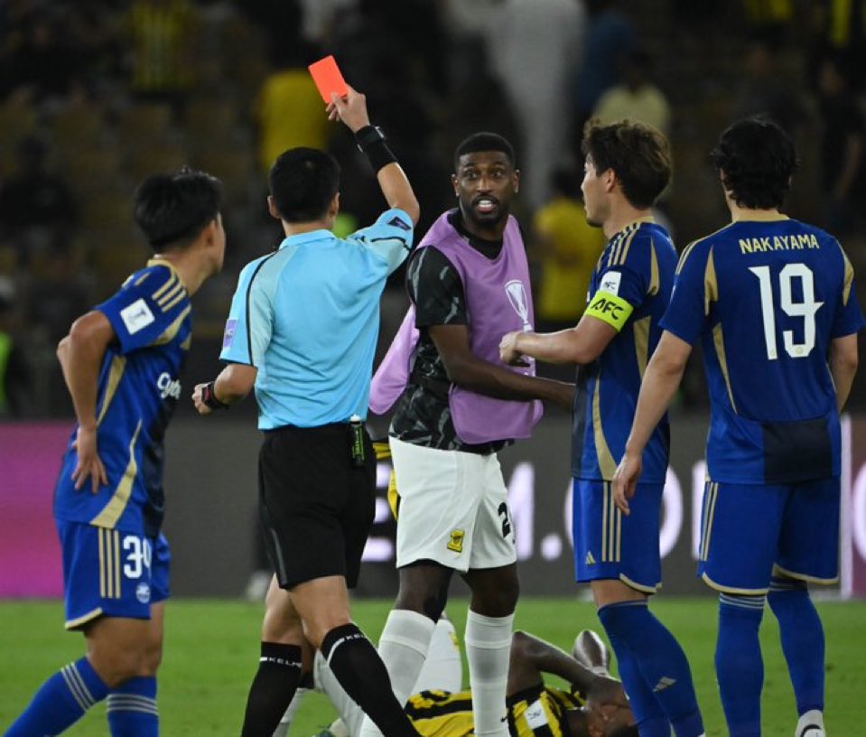 المدرج الذهبي - Almodrj tweet media