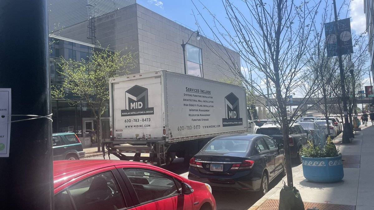 WestLoopTom tweet media