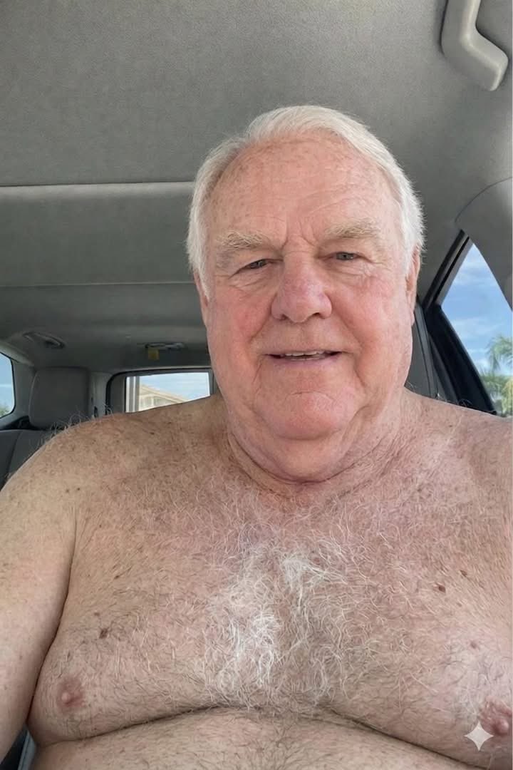 Hotdaddy tweet media