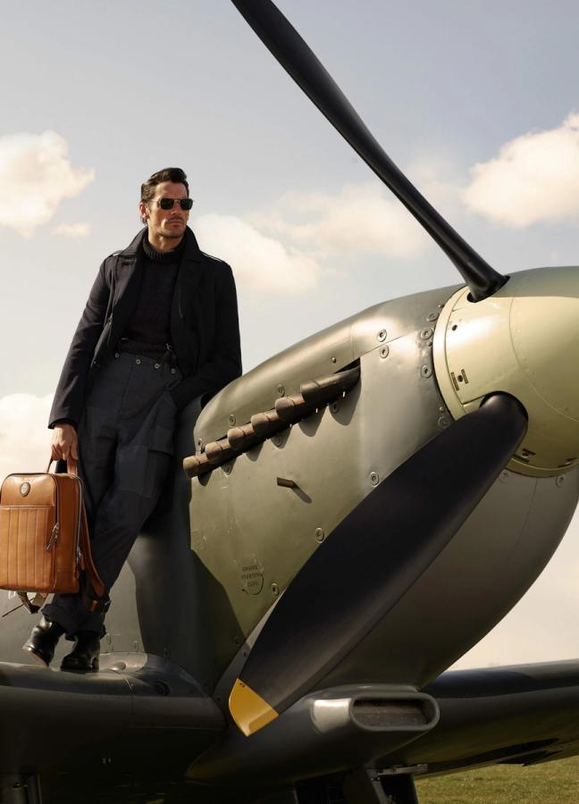 Is this what you had in mind when you said "let's fly away together"? <a href="/EvangalineJmsRP/">Evangaline James</a>