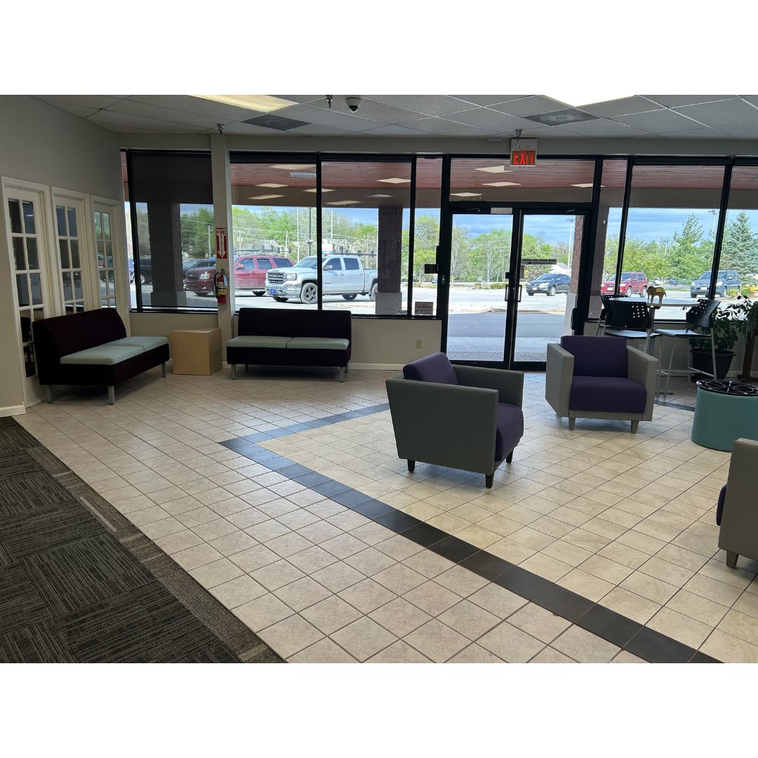 AcademyEyc's tweet image. We’re excited to share that the EYC campus was recently upgraded with new furniture!

We want to thank our families, everyone who donated, and Rick &amp;amp; his team at Office Essentials for their contributions!

#WeAreEYC #EYCAcademy #StudentCentered #LearnYourWay #SmallSchoolBigImpact