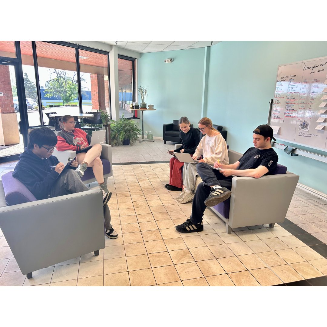 AcademyEyc's tweet image. We’re excited to share that the EYC campus was recently upgraded with new furniture!

We want to thank our families, everyone who donated, and Rick &amp;amp; his team at Office Essentials for their contributions!

#WeAreEYC #EYCAcademy #StudentCentered #LearnYourWay #SmallSchoolBigImpact