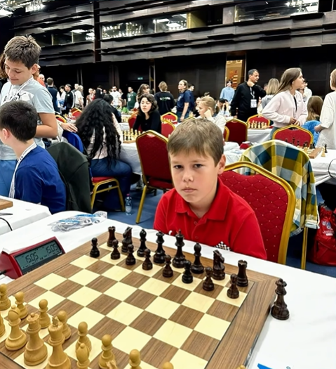 Miguel Illescas tweet media