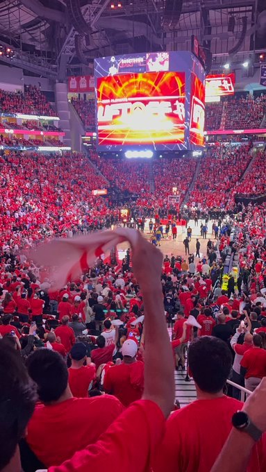 𝙏𝙈 ☆ KӨDΛK 💫 🏀 🇺🇸 ☆ tweet media