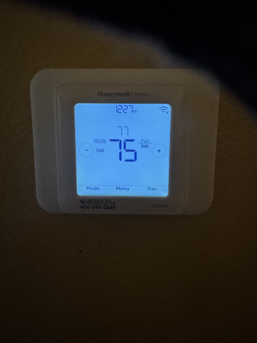 hvacexpertsaz's tweet image. New 4 Ton #Midea Package Heat Pump #residential #installation in #Mesa, Arizona by Vessel Home Services LLC 480-890-0848