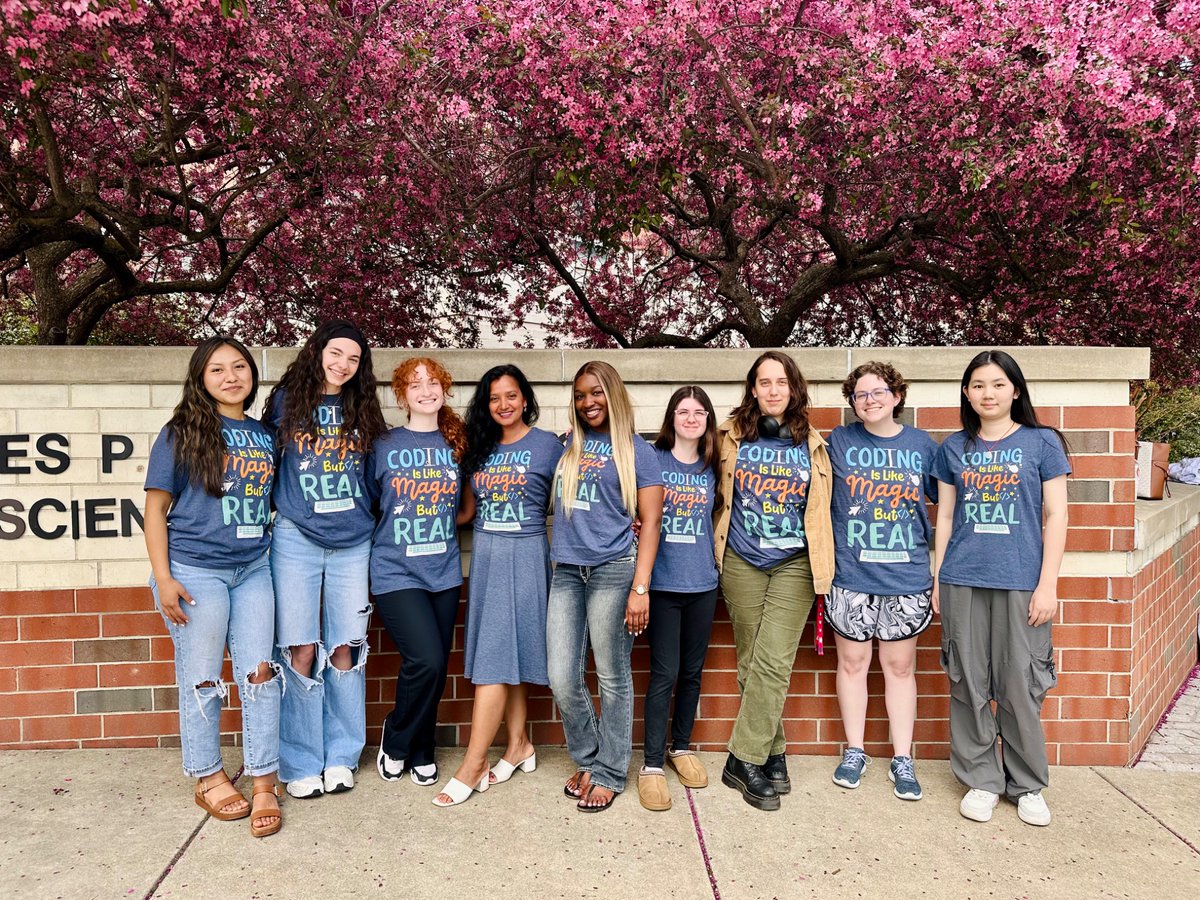 Nazlinspired's tweet image. Powering the world with #ComputerScience 

With a few of our brilliant, bright (&amp;amp; obviously fashionable 😀) Junior CS majors at @millersville, hailing from Pennsylvania and across the globe 🇺🇸🇲🇽🇳🇬🇨🇳🇿🇼🇧🇩
(Pic not generated by AI 😀)