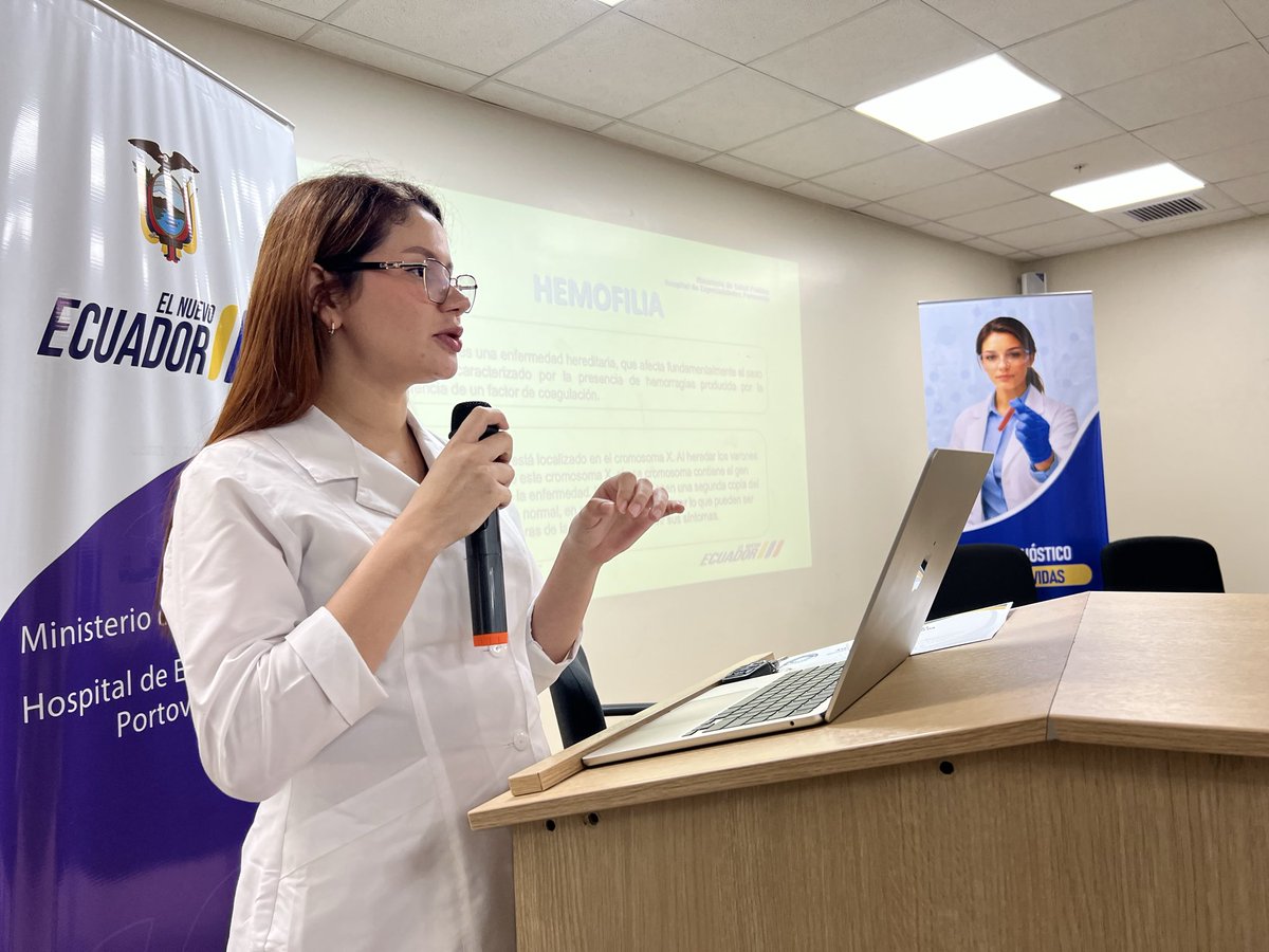 HEP_Zona4's tweet photo. 🩸📚 En el auditorio del Hospital de Especialidades Portoviejo se desarrolló un importante Simposio en conmemoración del Día Mundial de la Hemofilia, coordinado junto al Hospital Verdi Cevallos 🤝, fortaleciendo el trabajo articulado en beneficio de la ciudadanía. https://t.co/s2BQdMzqhF