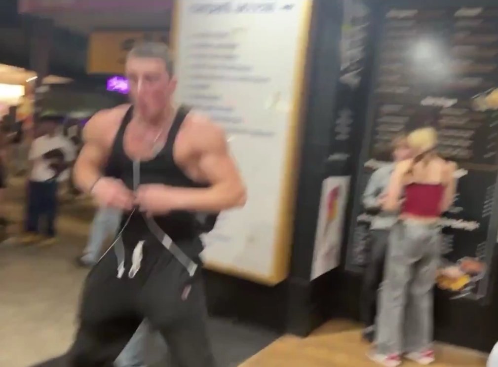 JungsTryGuy tweet media