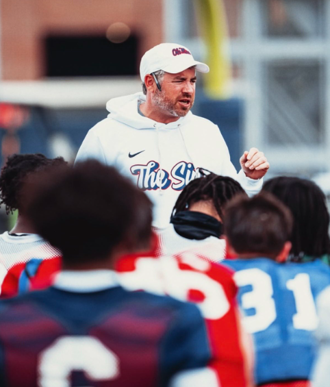 Sidelines - Ole Miss tweet media