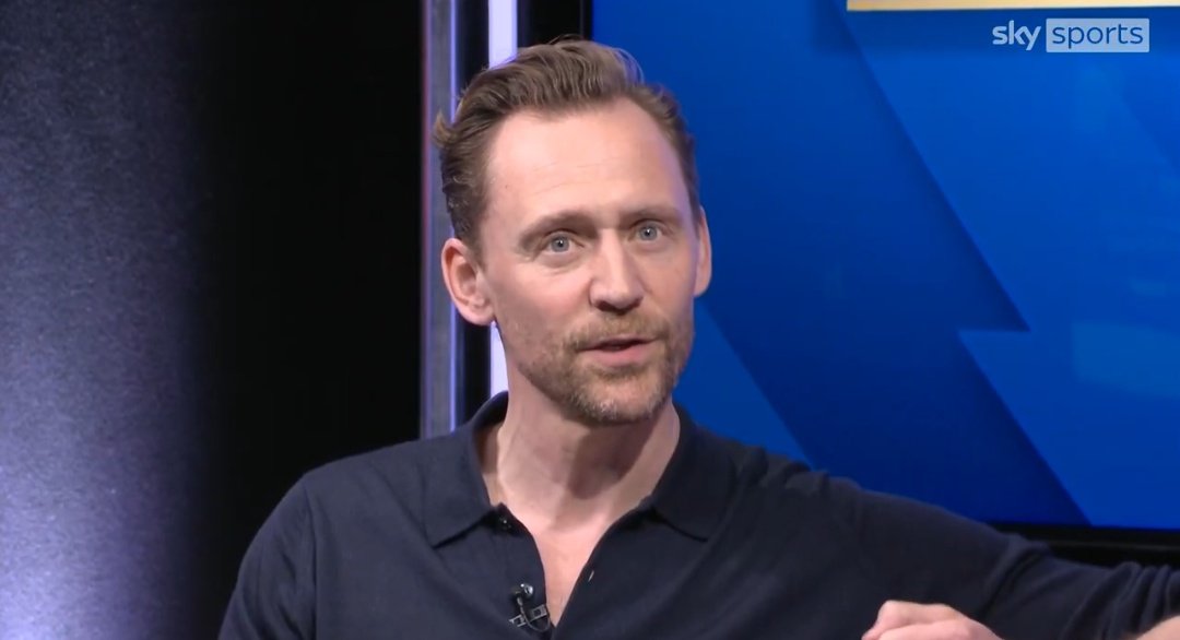 Sil ☂ϟ४ tweet media