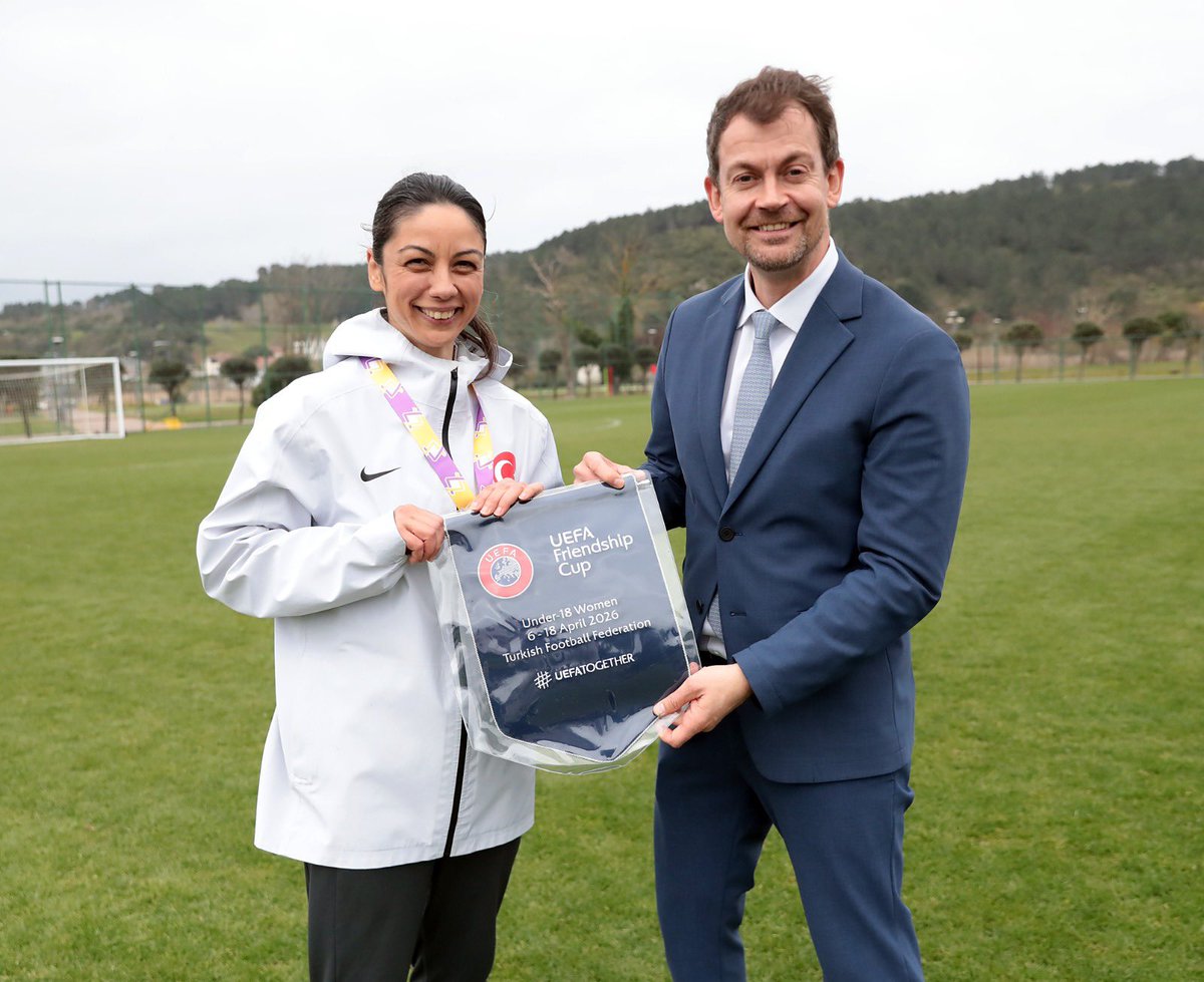 MilliTakimlar's tweet photo. Türkiye Futbol Federasyonu'nun üst üste üçüncü kez ev sahipliği yaptığı UEFA Dostluk Kupası'nda mücadele eden U18 Millî Takımımız turnuvayı üçüncü olarak tamamladı. 

Ay-Yıldızlı ekibimiz, üçüncülük maçında Etiyopya'yı Elif Ceren Mutlu, Elif Esra Şanlı ve Azra Deniz'in attığı gollerle 3-1 mağlup etti.

#BizimÇocuklar 🇹🇷