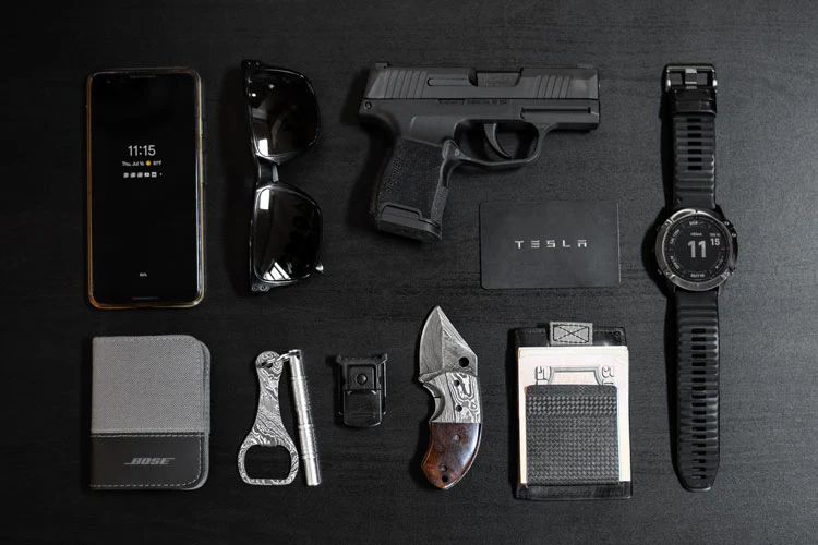 Firearms_Depot's tweet image. EDC upgrade time! 🔥 What’s the latest item you’ve added to your everyday carry? Drop your newest gear in the comments! 👇🏼

#EDC #EverydayCarry #GearCheck #UrbanSurvival #PocketDump #EDCGear #EssentialTools #EverydayEssentials #GadgetGoals #CarryOn