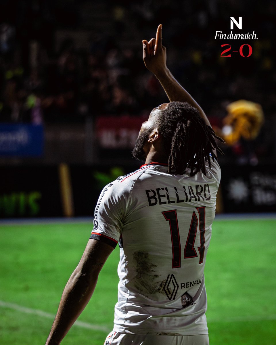 FCFleury91's tweet photo. 🤩 𝗦𝗨𝗥 𝗨𝗡 𝗡𝗨𝗔𝗚𝗘 ⵑ 

Devant une nouvelle fois un record d’affluence, des Lions entreprenants et solidaires ont fait chavirer l’Essonne Stadium pour décrocher une magnifique victoire face à Valenciennes. ✨

Un savoureux succès tant cette saison est déjà magnifique pour nos Lions qui s’emparent de la troisième place, synonyme de barrage Ligue 2.

Simplement, CHAPEAUX MESSIEURS ! 

ALLEZ LE FCF91 🔴⚫️