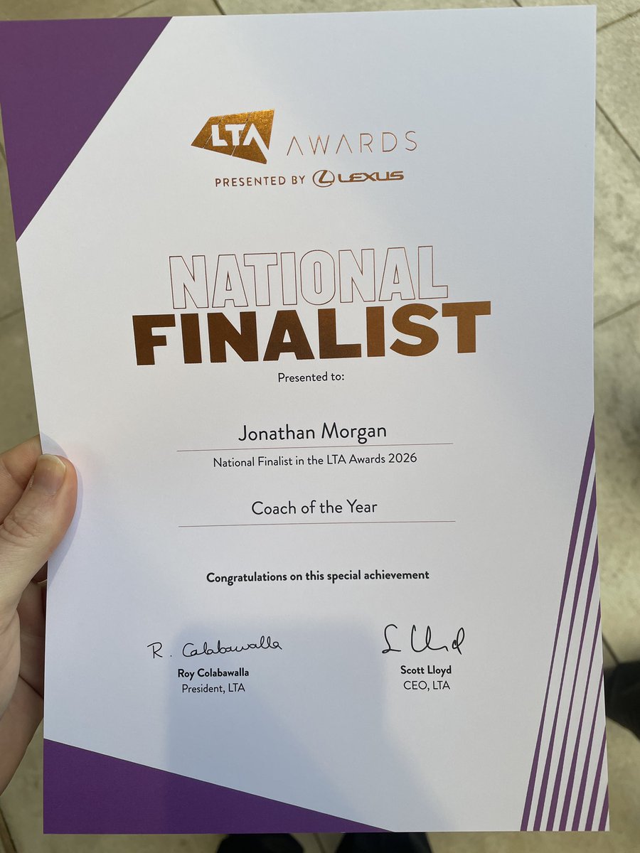 CaerphillyLTC's tweet image. So #CTC Head Coach Jon finished as a national finalist for the Coach of the Year award at the #LTAAwards yesterday. It’s an amazing achievement (to be named top 5 coaches across the whole of the UK) and deserved recognition for all of his work and impact in 2025! 🇬🇧🎾🏆🎉🤩