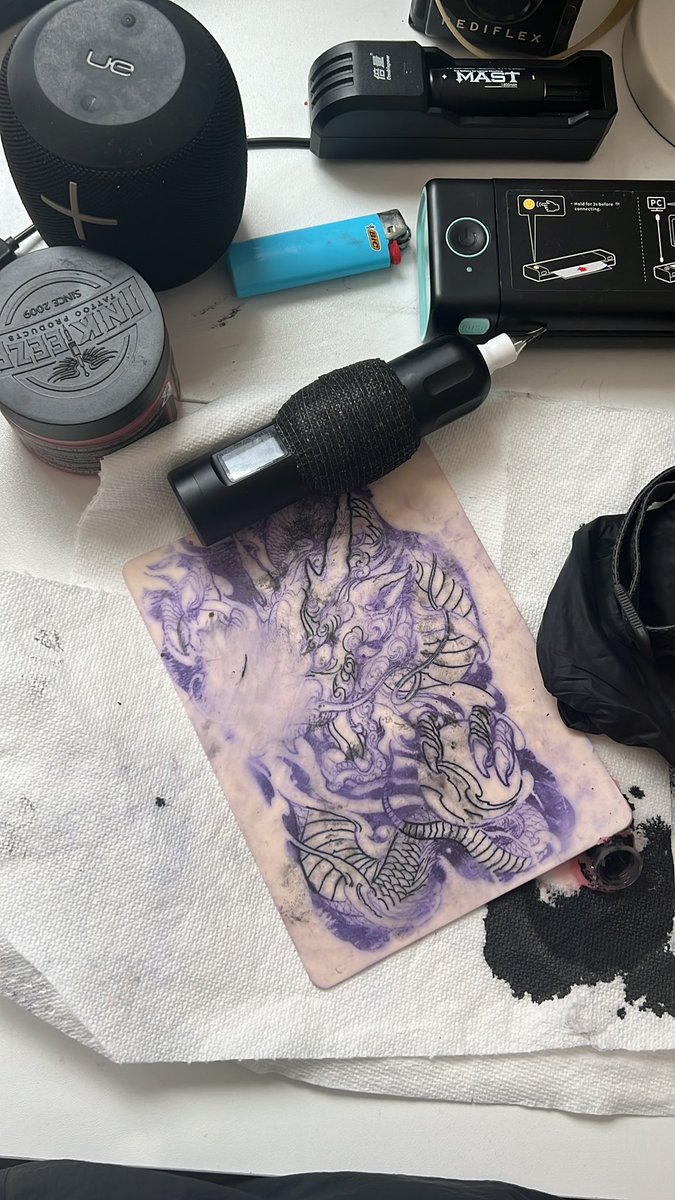 trustbape tweet media