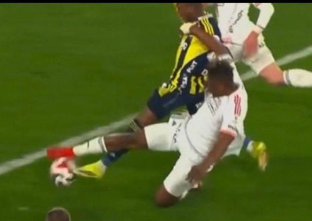 Deniz Volkan tweet media