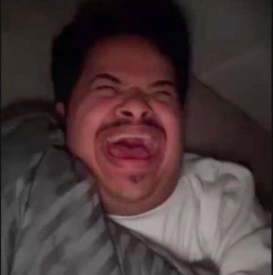 س ام# tweet media