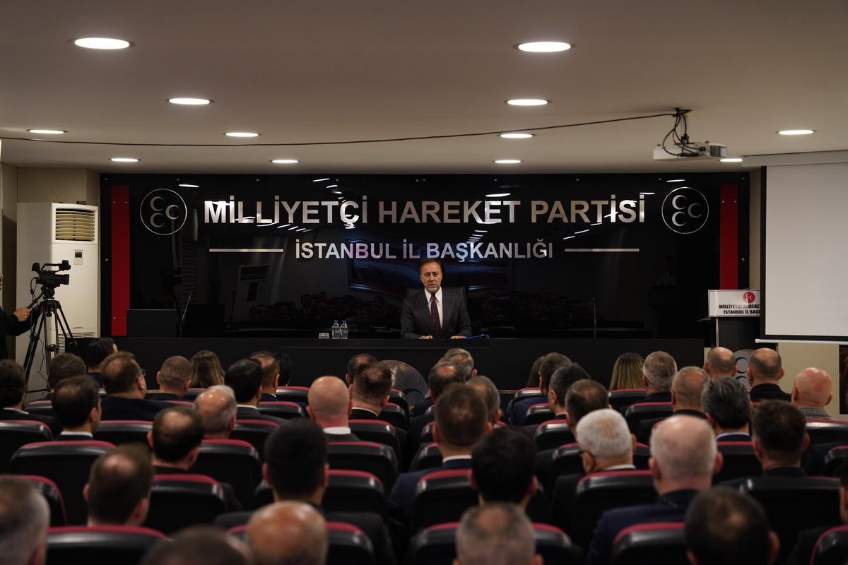 Vefa ile, dua ile, “Bismillah” dedik…

Bugün, büyük bir sorumluluğun ve onurlu bir görevin kutlu bir başlangıca adım attık. 

Milliyetçi Hareket Partisi İstanbul İl Başkanlığı olarak, İl Yönetim Kurulu Üyelerimiz ve değerli dava arkadaşlarımızla birlikte
Şehit il başkanımız