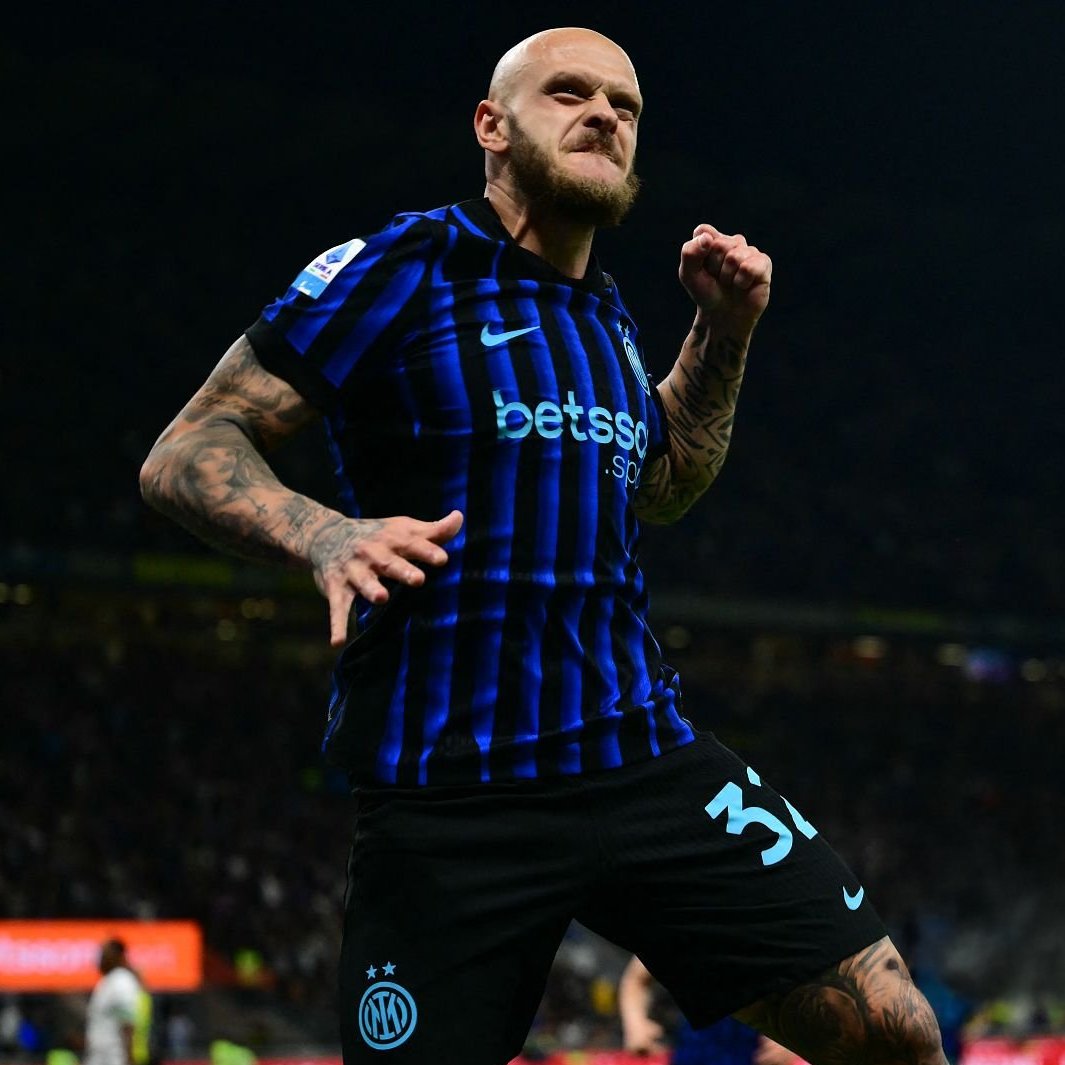 🚨 OFFICIAL: With his assist against Cagliari, Federico Dimarco has EQUALLED the Serie A single-season assist record of SIXTEEN, first set by Papu Gómez in the 2016-2017 season. 🇮🇹⚫️🔵

DIMASH 👑