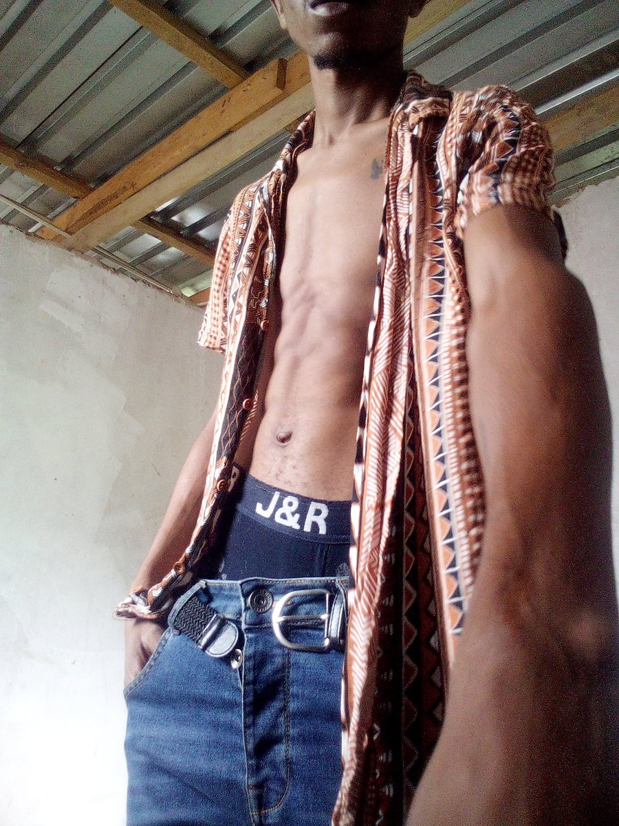 kidNextdoor tweet media