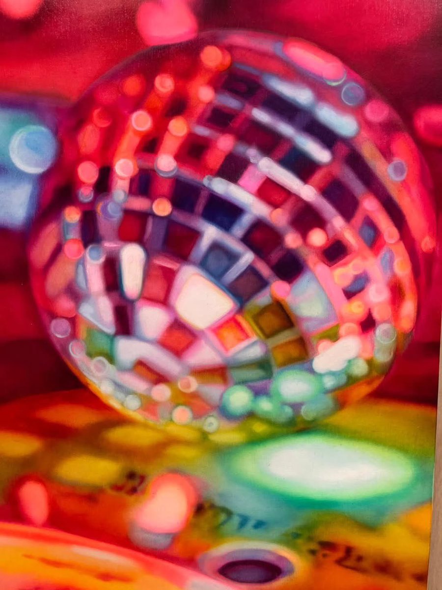 FlyingHorseWalk's tweet photo. @George_Thornton New,  Original Art by Kate Brinkworth. Breathtakingly cool. Distinctive and aesthetically timeless. How would this  painting sit in your home ? 🫵 #oilpainting #discoball #contemporaryart #redpainting https://t.co/Pew1OWuZiM