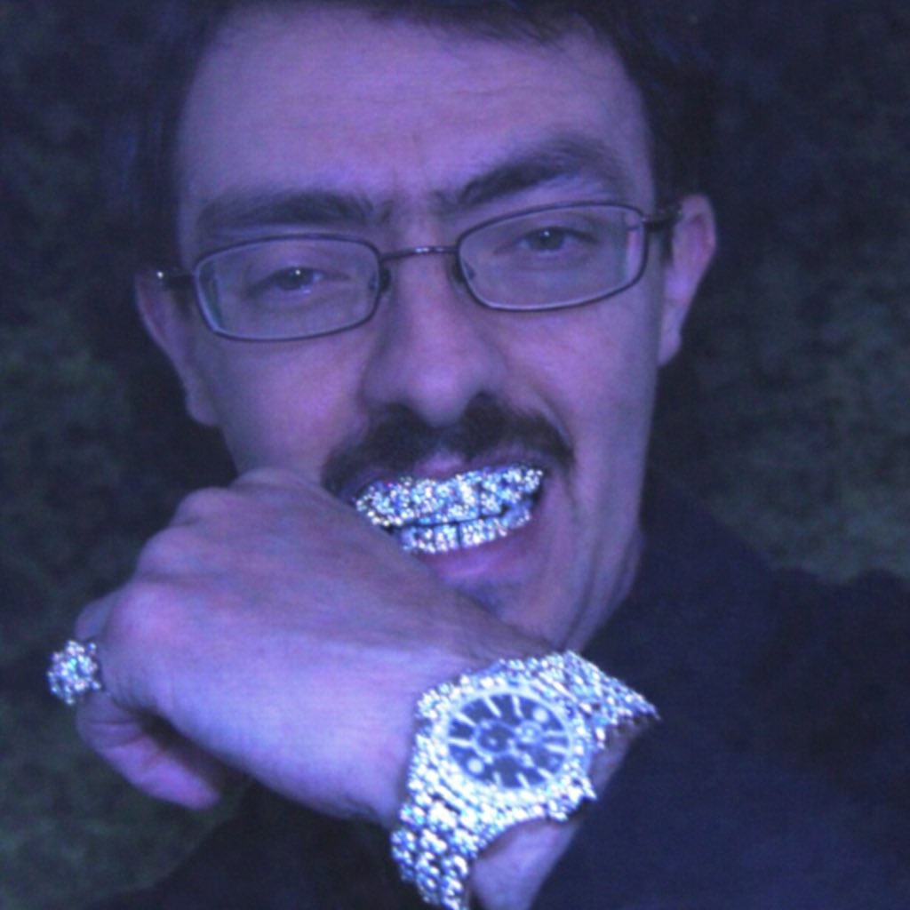 𝕸𝖗.𝕭𝖗𝖎𝖌𝖍𝖙𝖘𝖎𝖉𝖊 tweet media