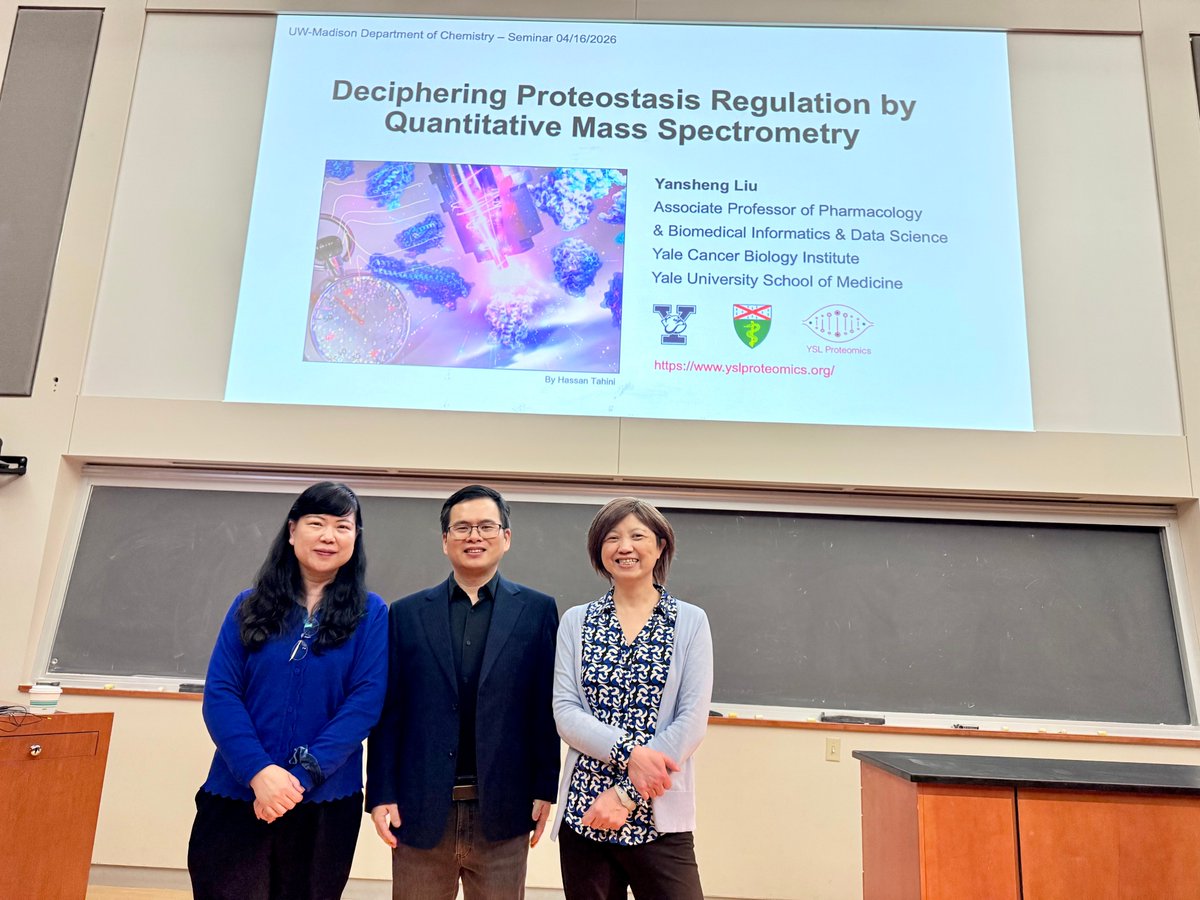 Yanshen73854711's tweet photo. Wonderful visit to the University of Wisconsin-Madison,  one of the iconic places in our field! Grateful to @LingjunLi2 @yingge2121 for the invitation and warm hospitality! A special highlight was meeting students from @LiResearch, @Ge_Lab_UW, and @Coon_Labs. Truly memorable🤝👍 https://t.co/5U6Gx8M7vJ