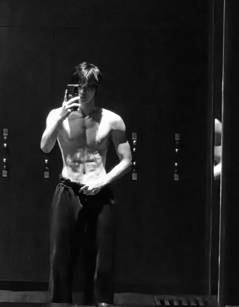 binaca bifana 🍀 tweet media