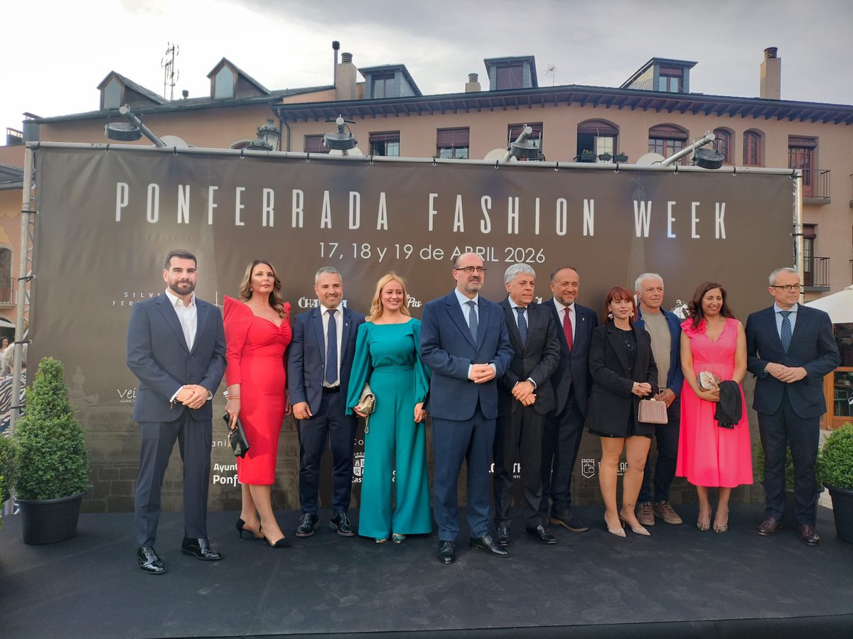 Educar06Diego's tweet photo. 🪡 Hoy #Ponferrada se convierte en el mejor escaparate del diseño y la creatividad con la II edición de la #SemanadelaModa.
Una iniciativa del @AytoPonferrada que cuenta con el apoyo de la @jcyl para impulsar el #talentolocal y generar oportunidades para nuestro territorio. https://t.co/2w1hUHN5nZ
