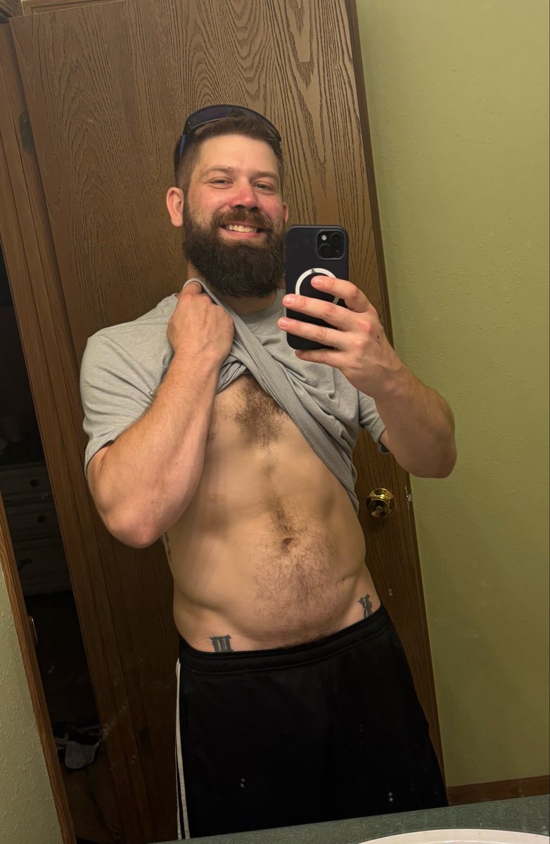 Kyleofftheclock tweet media