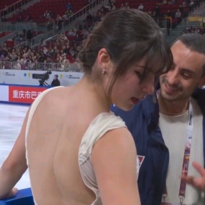 alysa archive tweet media