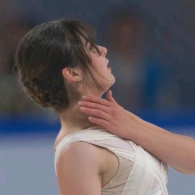 alysa archive tweet media