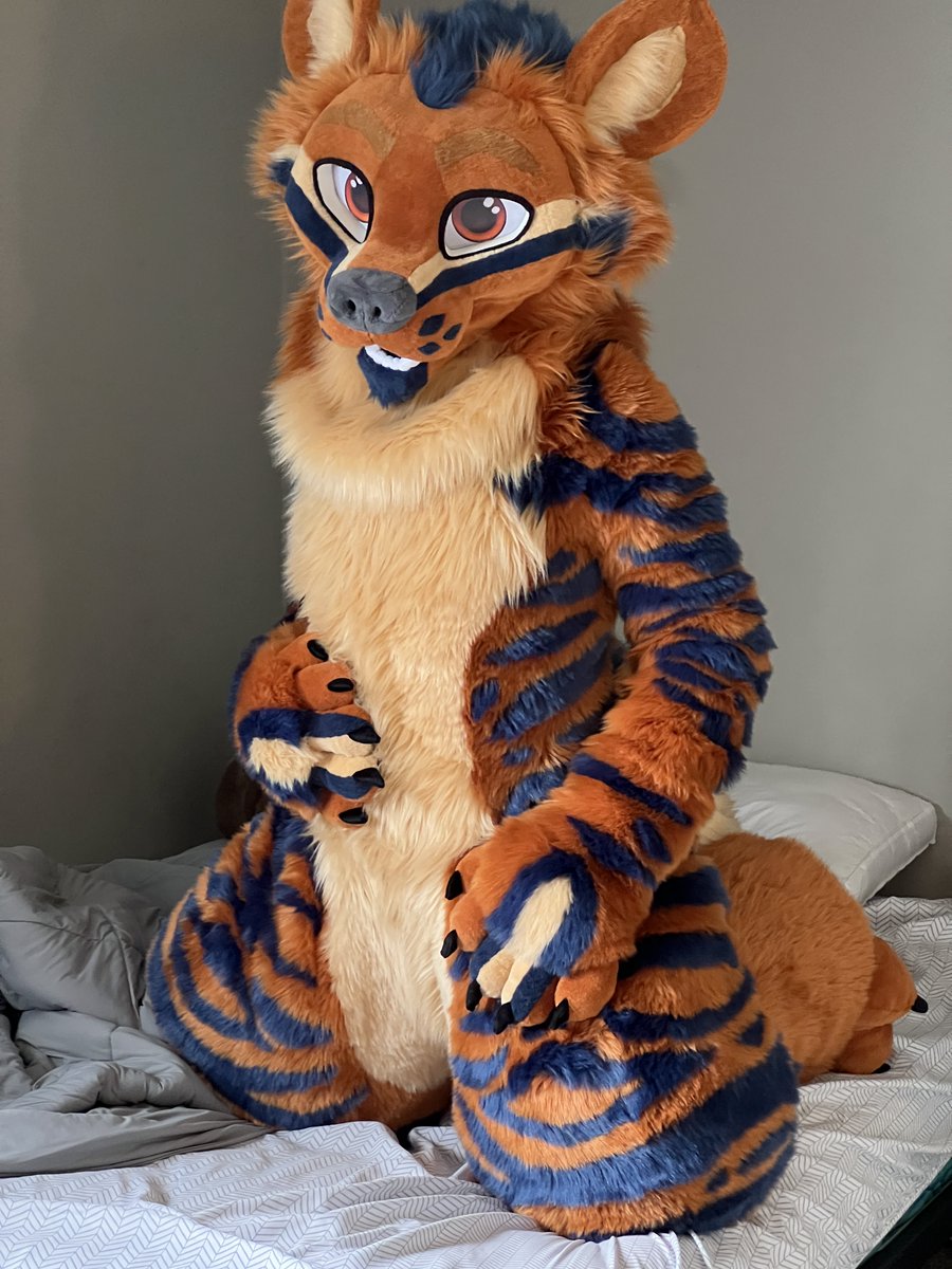 Tyber Yeem tweet media