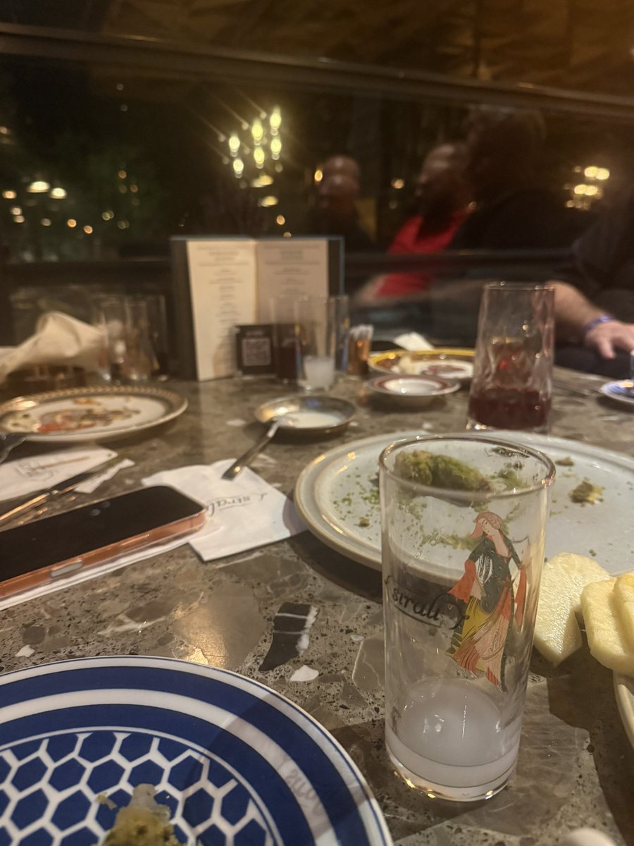 cankaraO034's tweet image. #viop aynı seviye de nötr kapattı dediler ki zar atın kim kazanacak bakalım diye kapattılar.😂

Ailenize güzel vakit geçirin. Çocuklarınıza sım sıkı sarılın. Onlardan önemli hiç bişey yok..

Herkese iyi hafta sonları.