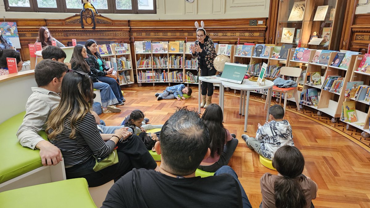 Biblioteca Nacional tweet media