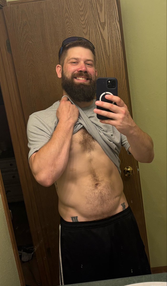 Kyleofftheclock tweet media