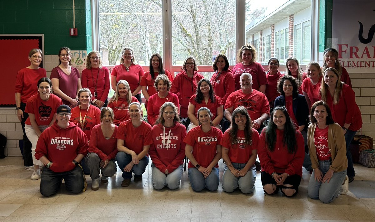 NicoleRadulski's tweet photo. Franklin #RedInstead Autism acceptance! #Inclusión https://t.co/QUVnPNW3MU