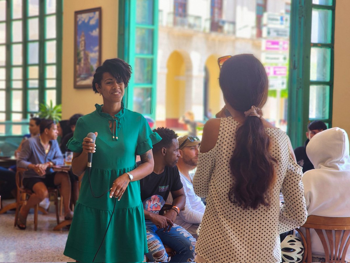 hotelevelasco's tweet photo. 🇨🇺🎤 Nuestro Día Cubano volvió a llenarse de música y buenos momentos.💃✨

¡NOS VEMOS EN LA PRÓXIMA!

#hotelevelascolouvre #eldestinoerestu #CubanacanHoteles #Matanzas #Cuba #DíaCubano #clientesfelices https://t.co/h668Knnczw