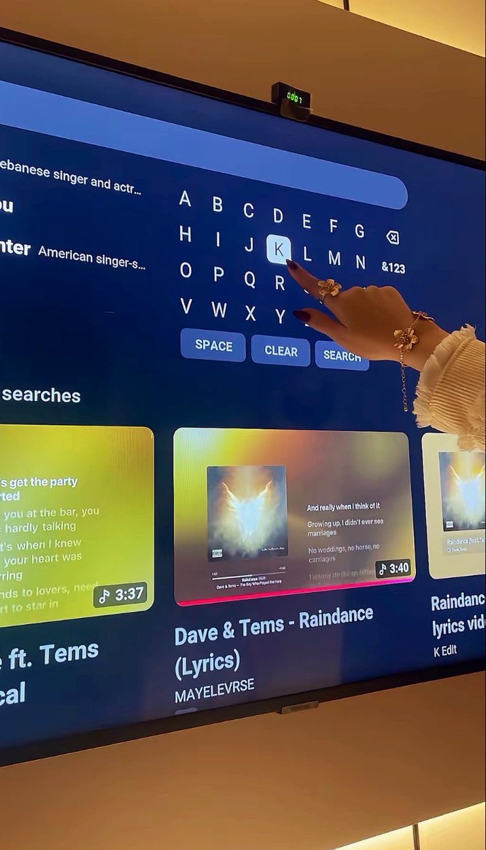 Meme🎱 tweet media