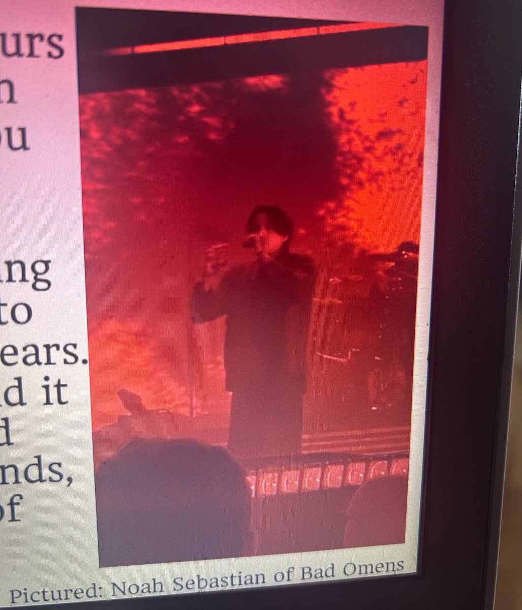 defuckinthrone's tweet photo. when i tell you i incorporate bad omens into everything i do... (school project) https://t.co/igR4ZDyIfu