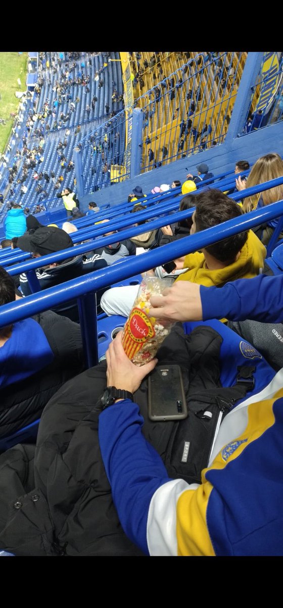 I.A.G 🦇 tweet media