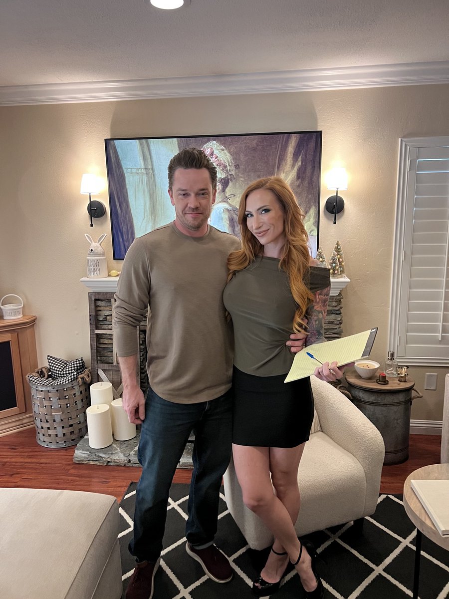 Elizabeth Skylar tweet media
