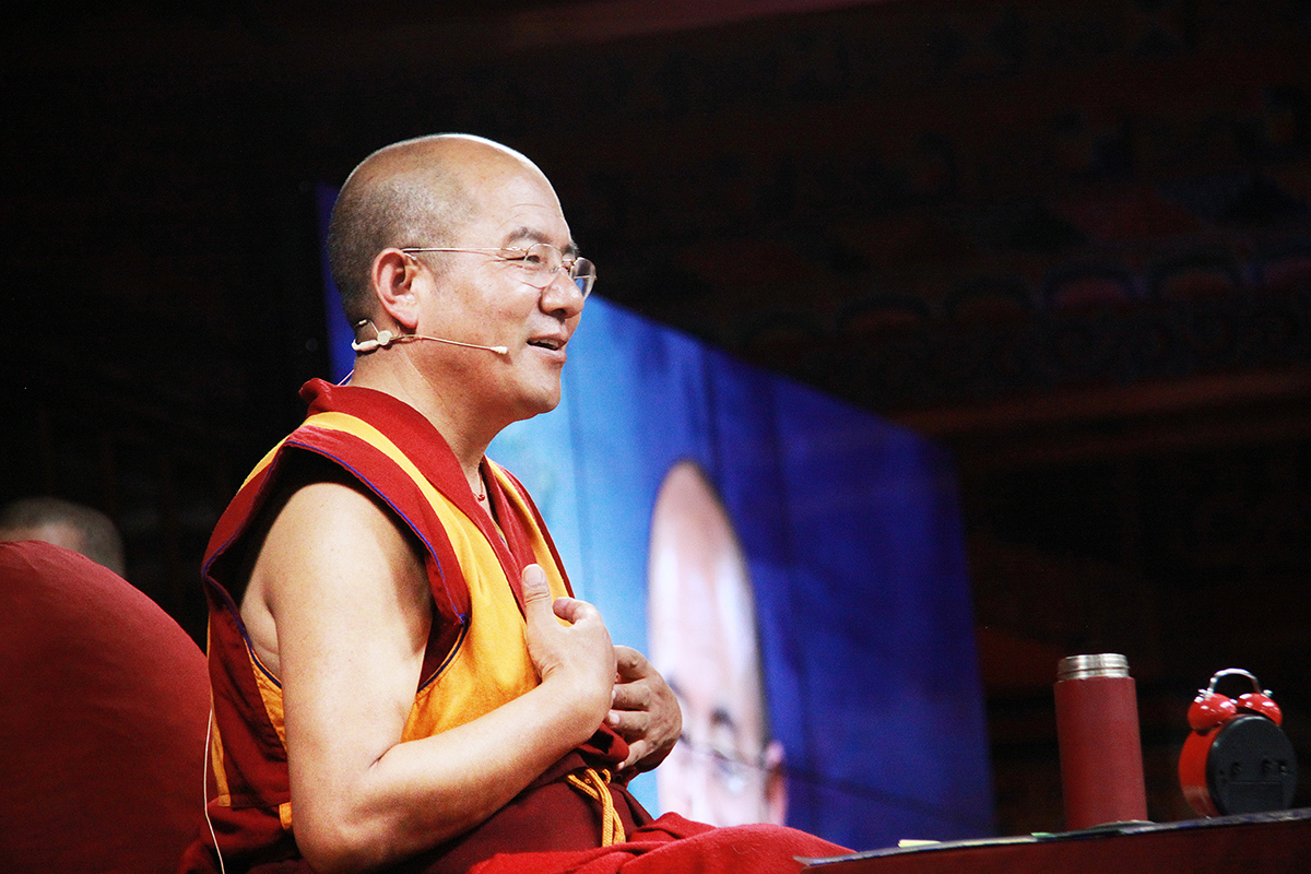 Khenpo_Sodargye's tweet image. Practicing the Dharma instruction is crucial. If you have practiced for a long period of time, you will be more ready to accept those sufferings which are otherwise so hard to bear. #DharmaPractice #TransformSuffering #SpiritualGrowth