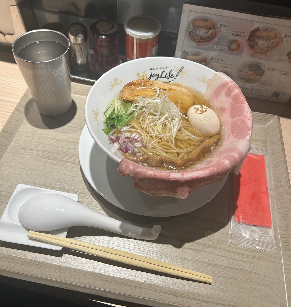 退勤してますー！！！！
沢山ご馳走様でした！！！
これはつこたんに奢ってもらった合法な物🍜