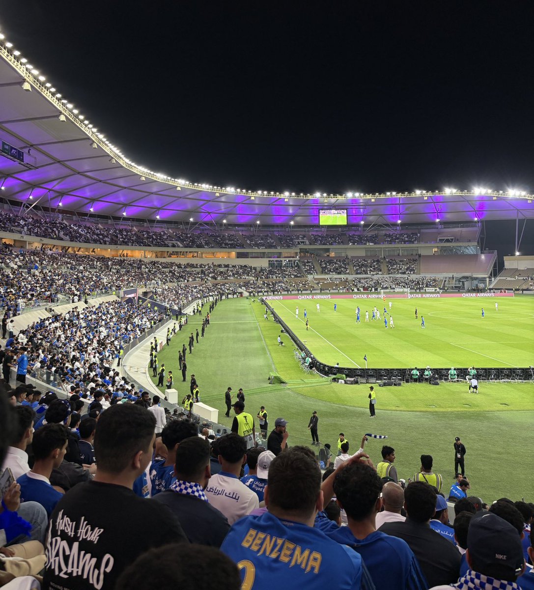 ‏ فالكون tweet media