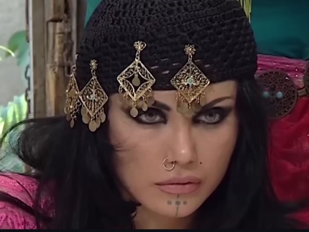 in red dreamś tweet media