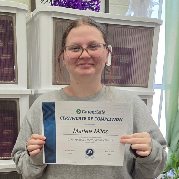RockwoodTigers1's tweet photo. Congratulations to Trenton and Marilee for completing their OSHA-10 Certification! #BioSTEM #RHS #cte https://t.co/TCjOtd6top