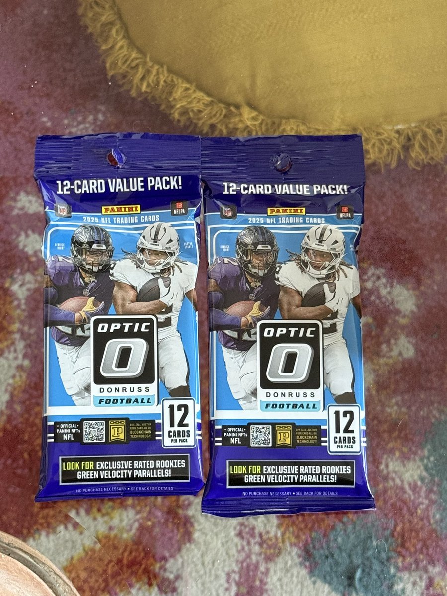 JimbosJunkbox's tweet image. tomorrow is going to be a crazy stream whatnot.com/s/jA0ywzGu

we say goodbye to panini by breaking blasters from all different eras + nikola jokic lot #panini #whatnot #thehobby