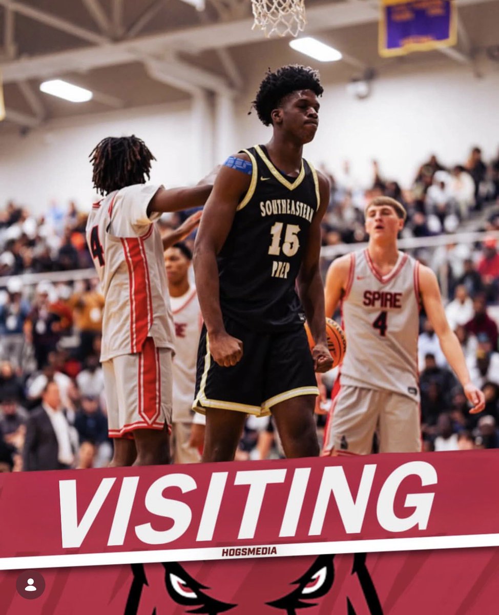 I find it hard to believe that Cal would fly out a 2027 5⭐️ prospect to fill our biggest team need just to talk about a season two years from now… (All of this during the prime transfer portal period)

Cal is outsmarting everybody when people thought he “whiffing”